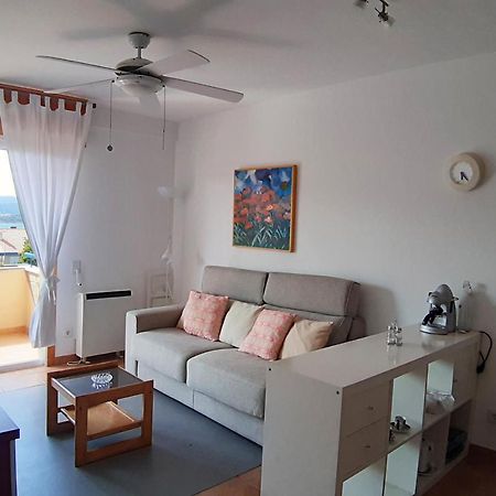 Apartamento Con Piscina En 波尔托辛 外观 照片